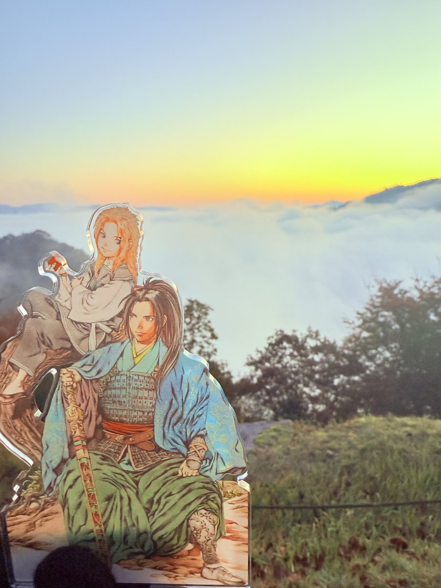 xiumi✽プロフ必読✽（感謝） ひとみごろー on X