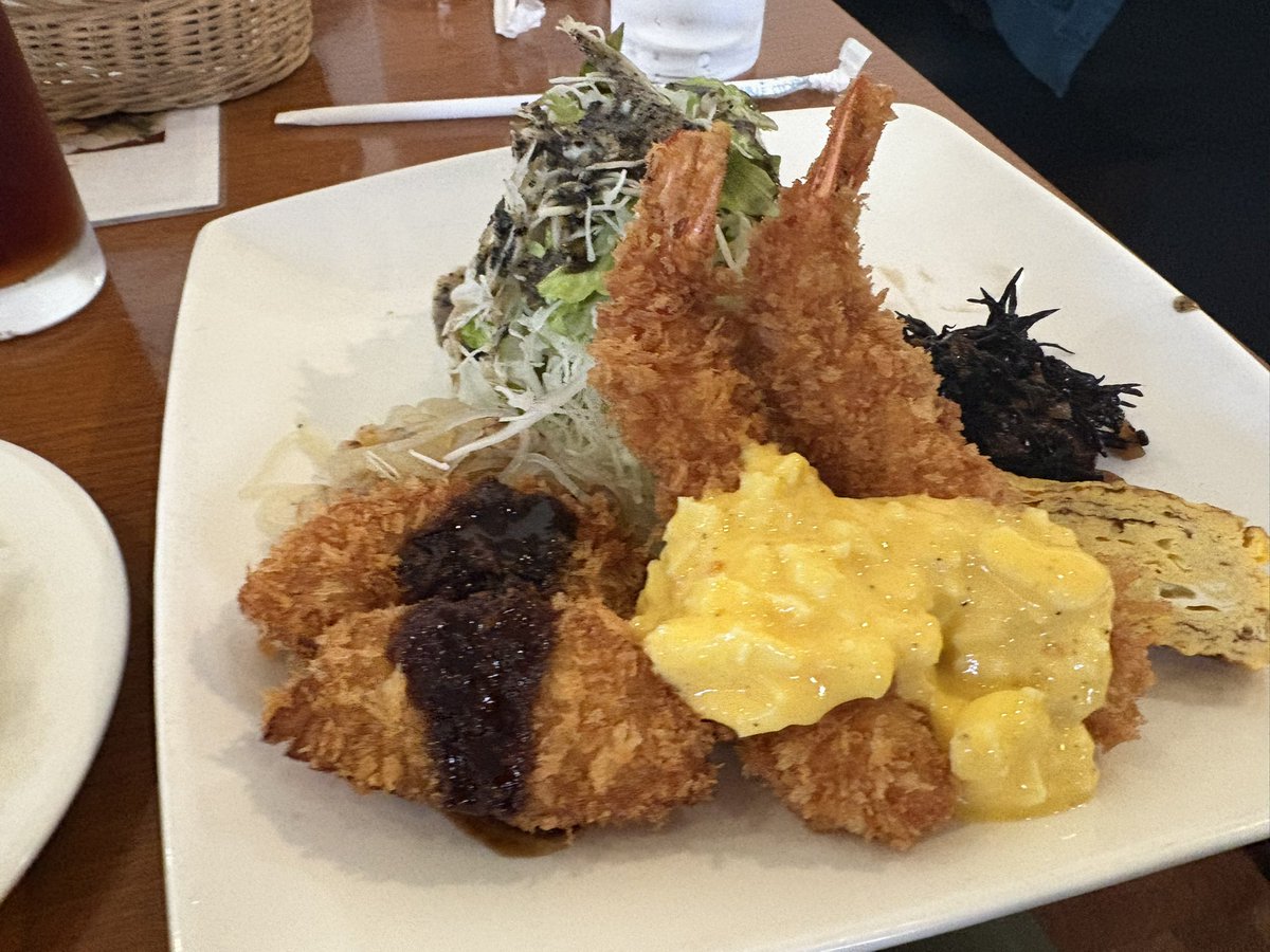 えびふらいページ MとK ふわふわえびせんべい – 房総の駅 とみうら