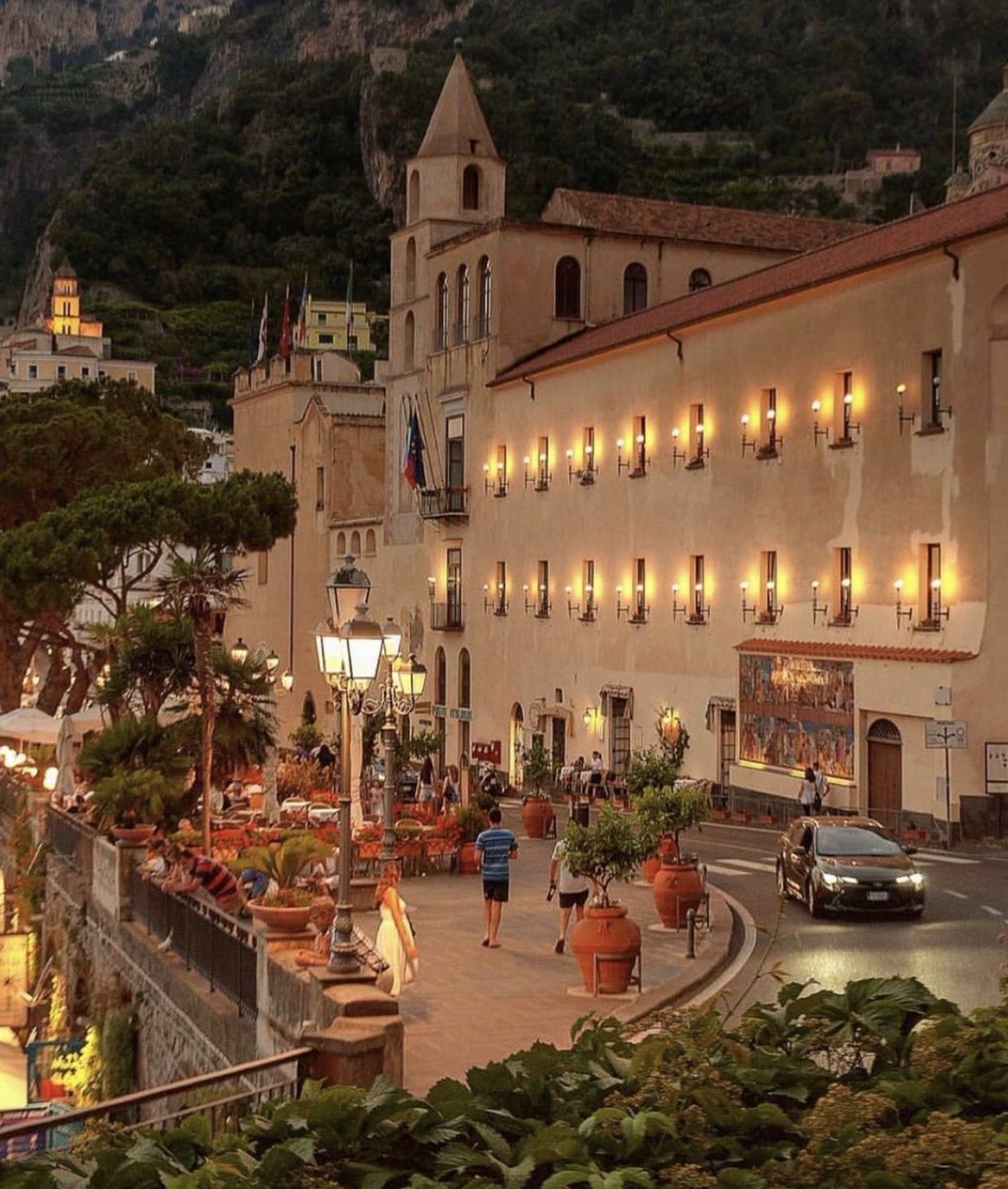 Travel vibes 🧳 🥀 tweet media