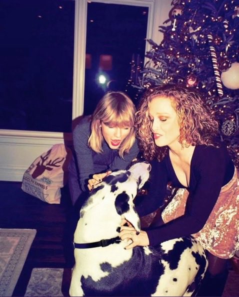 Kisesandlilacs's tweet image. Her name was kitty