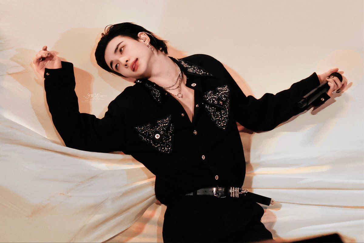 ST_forHJ's tweet image. 251019_

#Hyunjin  #현진  #黃鉉辰  #ヒョンジン  #StrayKids #dominATE_celebrATE