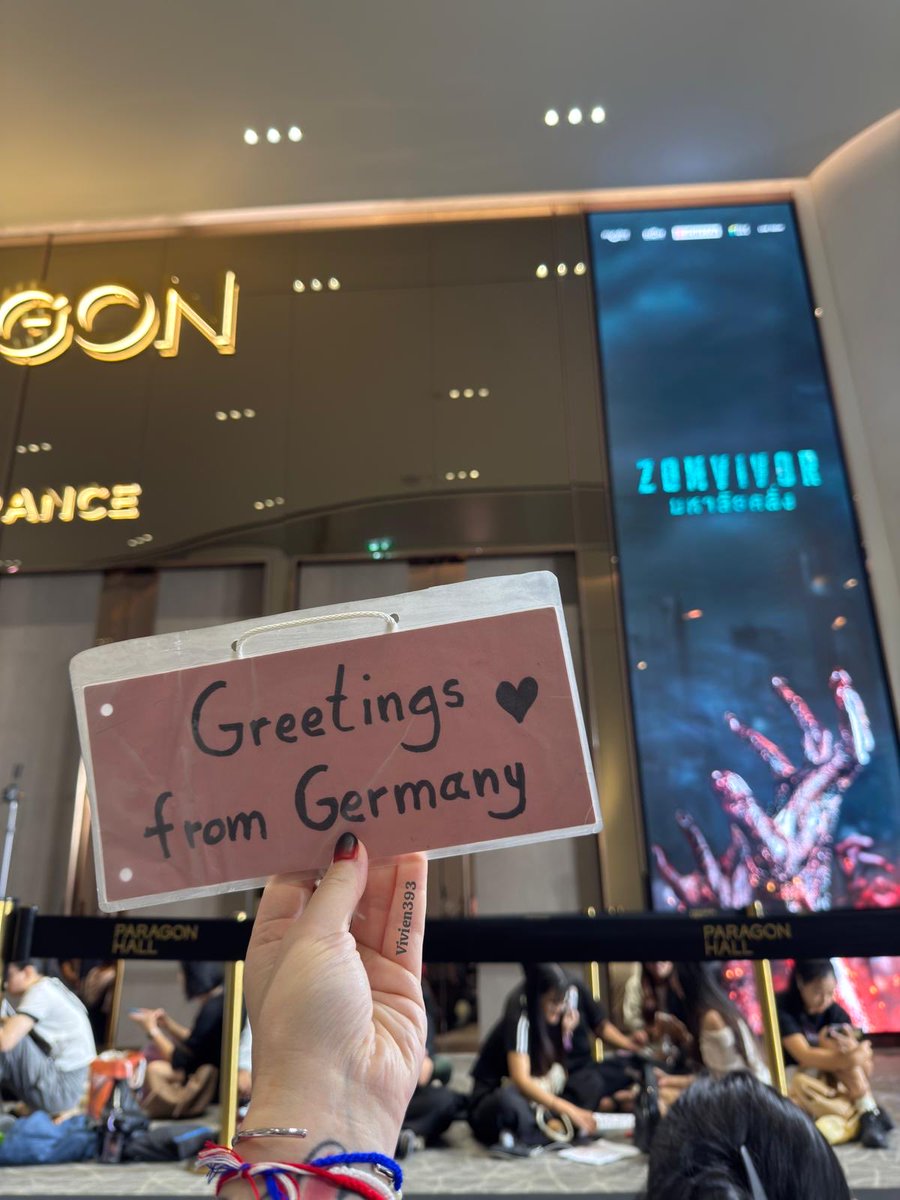 Hello again 🫣 
Today with zombies 🧟‍♀️ 🧟‍♂️

#zomvivorseries 
#มหาลัยคลั่ง
#ZeeNuNew
#ZeePruk #NuNew