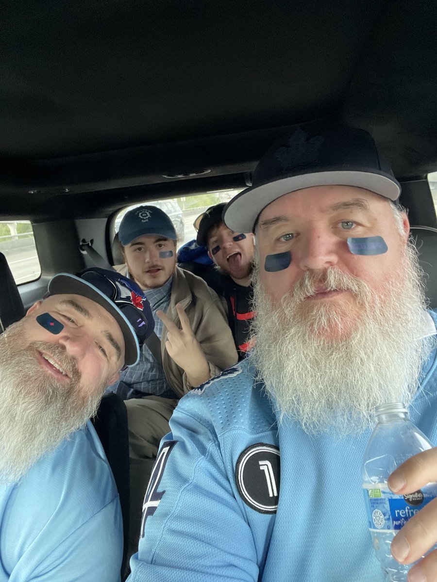 Leafs_17's tweet photo. @Xposed I would take my twin brother 
The Bearded Bro’s need to go support The Jays in The SIX https://t.co/upFiAh9qVE
