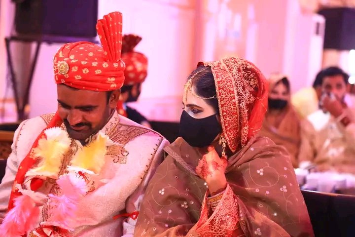 BhakkarNetwork5's tweet photo. Today In Bhakkar, Under The Dhee Rani Program, a Grand Mass Wedding Ceremony Was Held In Which 200 Couples Tied The Knot. The People Of Bhakkar Highly Appreciated This Generous Initiative By @maryamnawazkhan  &amp; Expressed Their Desire To See Such Welfare Programs Expanded https://t.co/Yf1LwUsvcU
