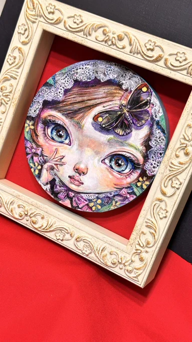 小さな丸い絵を描きました 「curiosité」 キュリオジテ REIJINSHIYA GALLERY のONLIN STOREに作品を追加いたしまた。 ※こちらの作品は展示はございません、が、 自分でいうのもですけど…可愛いく描けたので、どうぞ よろしくお願いいたします。