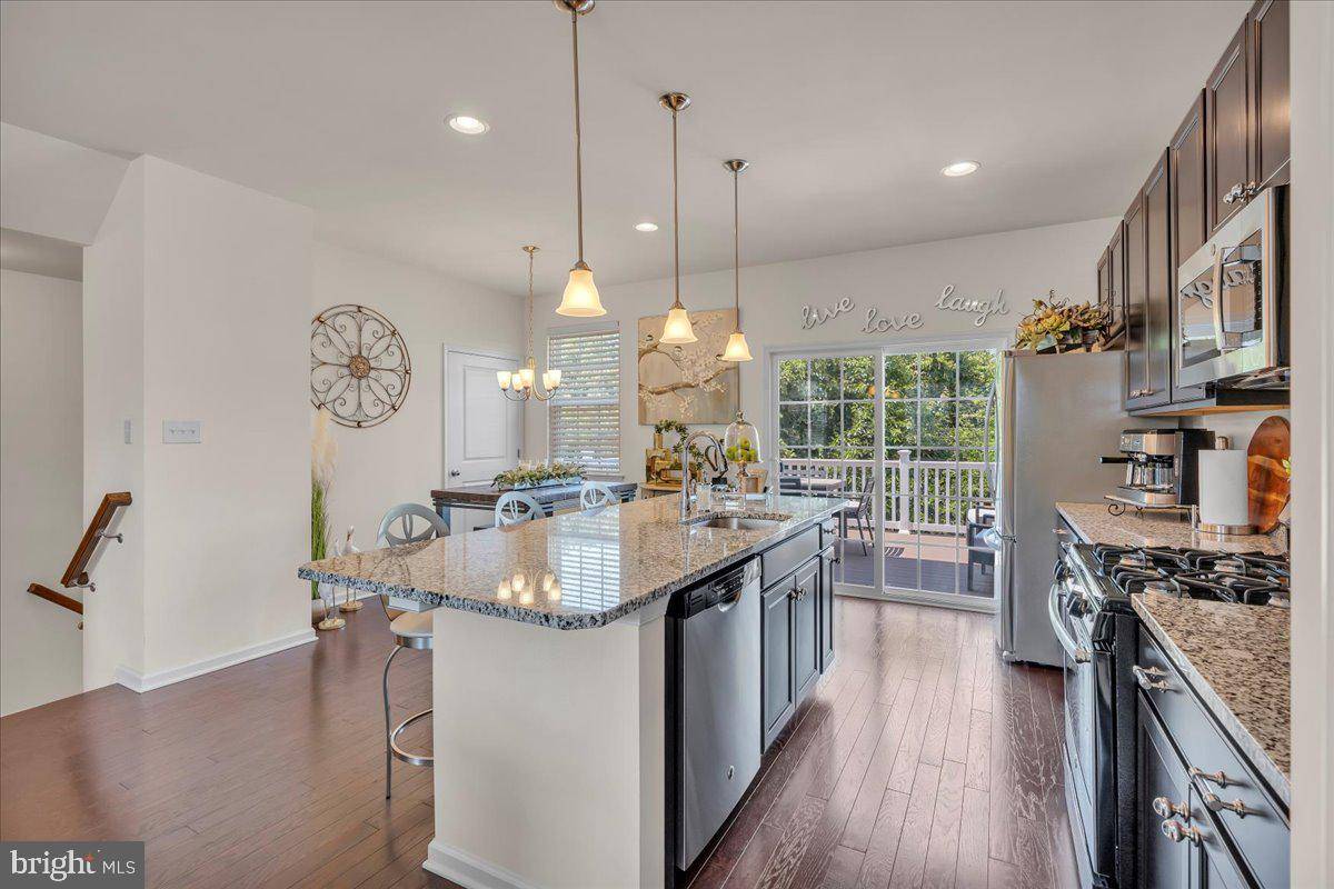 FamousJohnny's tweet image. 453 DOGWOOD DR, Deptford, NJ 08096 just sold! Contact us for assistance in doing the same with your property. It would be our pleasure to work with you.