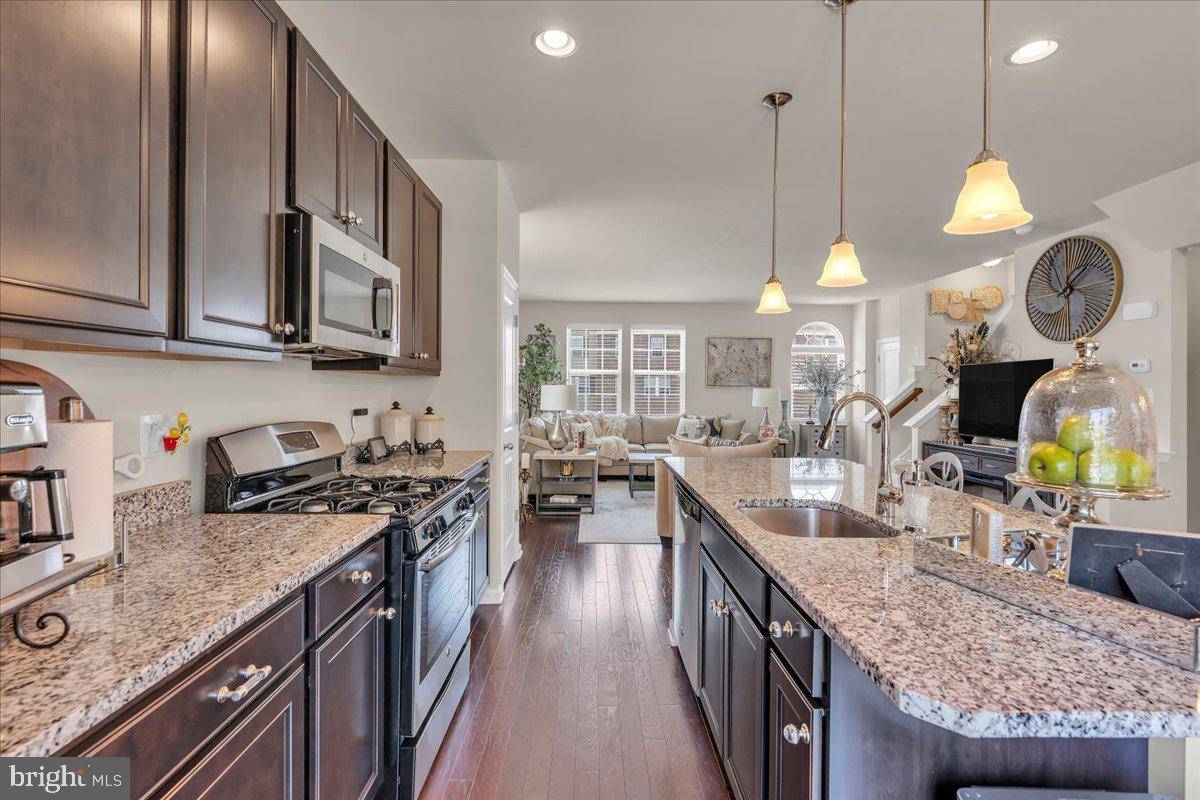 FamousJohnny's tweet image. 453 DOGWOOD DR, Deptford, NJ 08096 just sold! Contact us for assistance in doing the same with your property. It would be our pleasure to work with you.