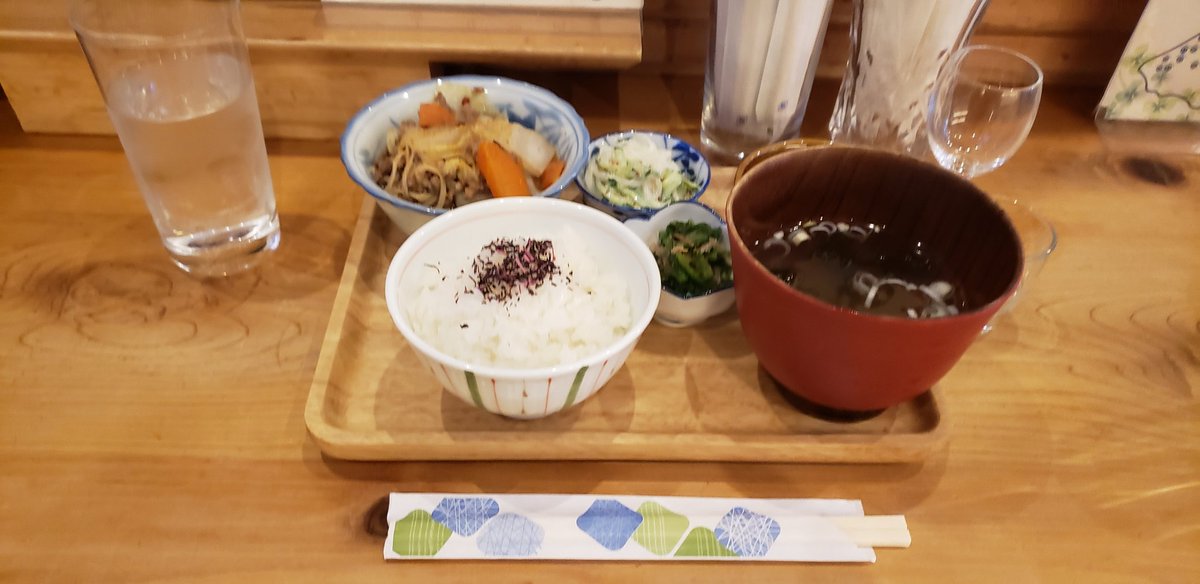 玲( ˘ω˘ ) ｽﾔｧ…(´・ω・`)＼(۶•̀ᴗ•́)۶／ on X