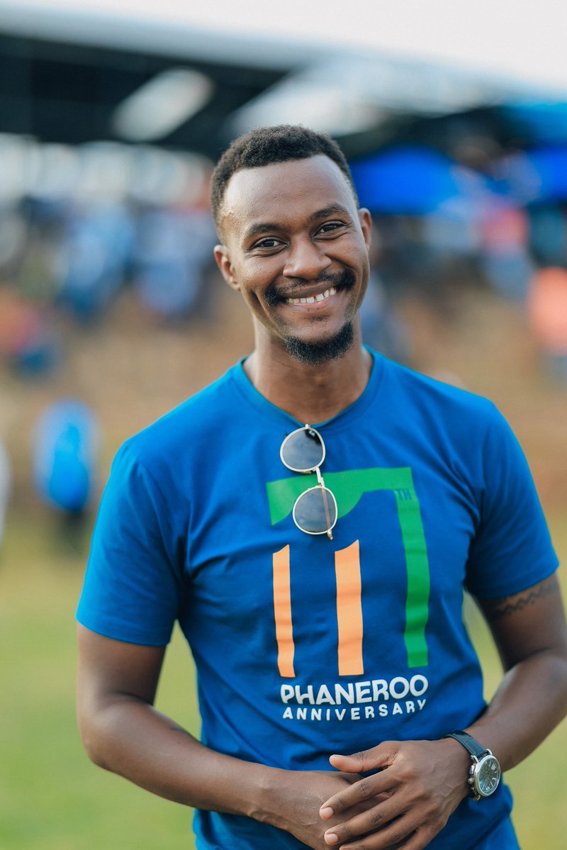 NLL_Echoes's tweet image. The people at @ntare_league 

#NLLPortraitCam with @peakshots