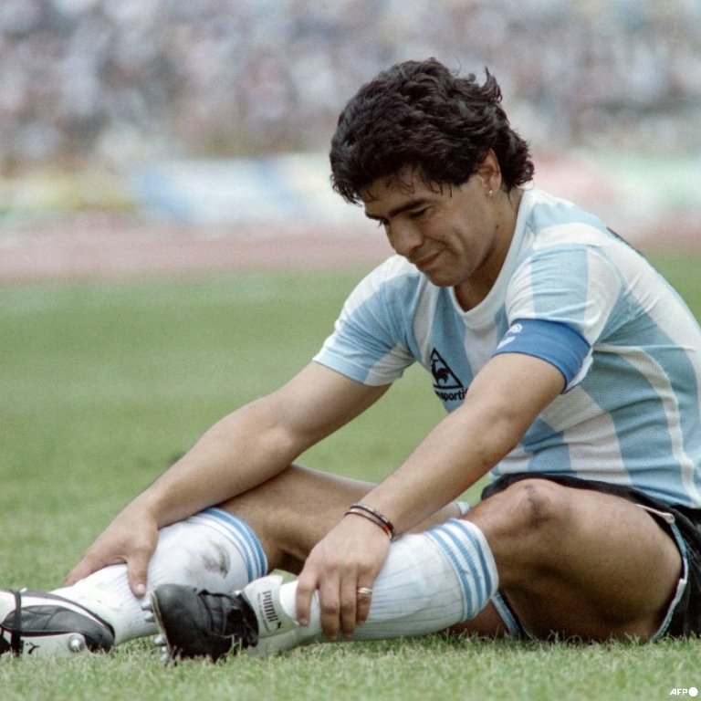 DePrimeraa's tweet photo. 🇦🇷 Hoy estaría cumpliendo 65 años Diego Armando Maradona.

El más grande de todos los tiempos. https://t.co/c2tupApnrI