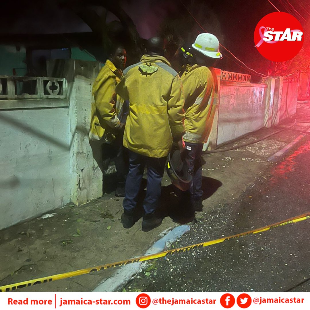 jamaicastar's tweet image. #LatestNews: Two fire units and a tanker battled a late-night blaze that destroyed a house along Gem Road in Kingston, leaving several people, including children, homeless.