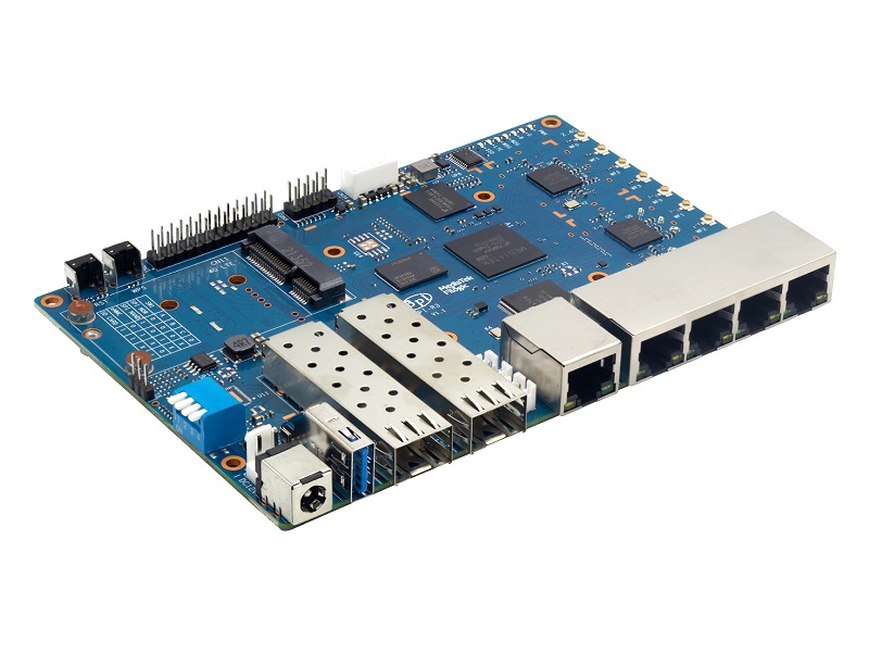 sinovoip's tweet image. Banana Pi BPI-R3 #Router board with #MediaTek #MT7986(#Filogic 830) Quad core ARM A53 + #MT7531A chip design ,2G DDR RAM ,8G eMMC flash,
docs.banana-pi.org/en/BPI-R3/Bana…
#Openwrt #OpenSource #WiFi #network