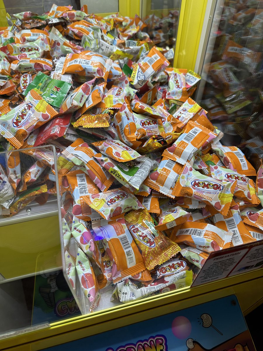 Momogi tutti frutti itu terenak no debat 🥰🫦