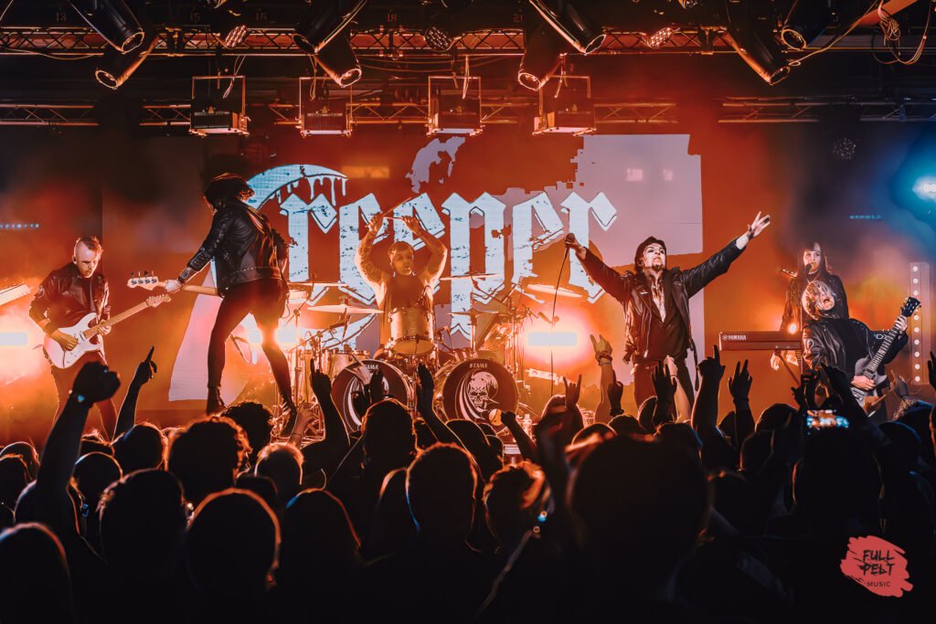 grumpyandrew's tweet image. Seeing Creeper tonight for Halloween Eve