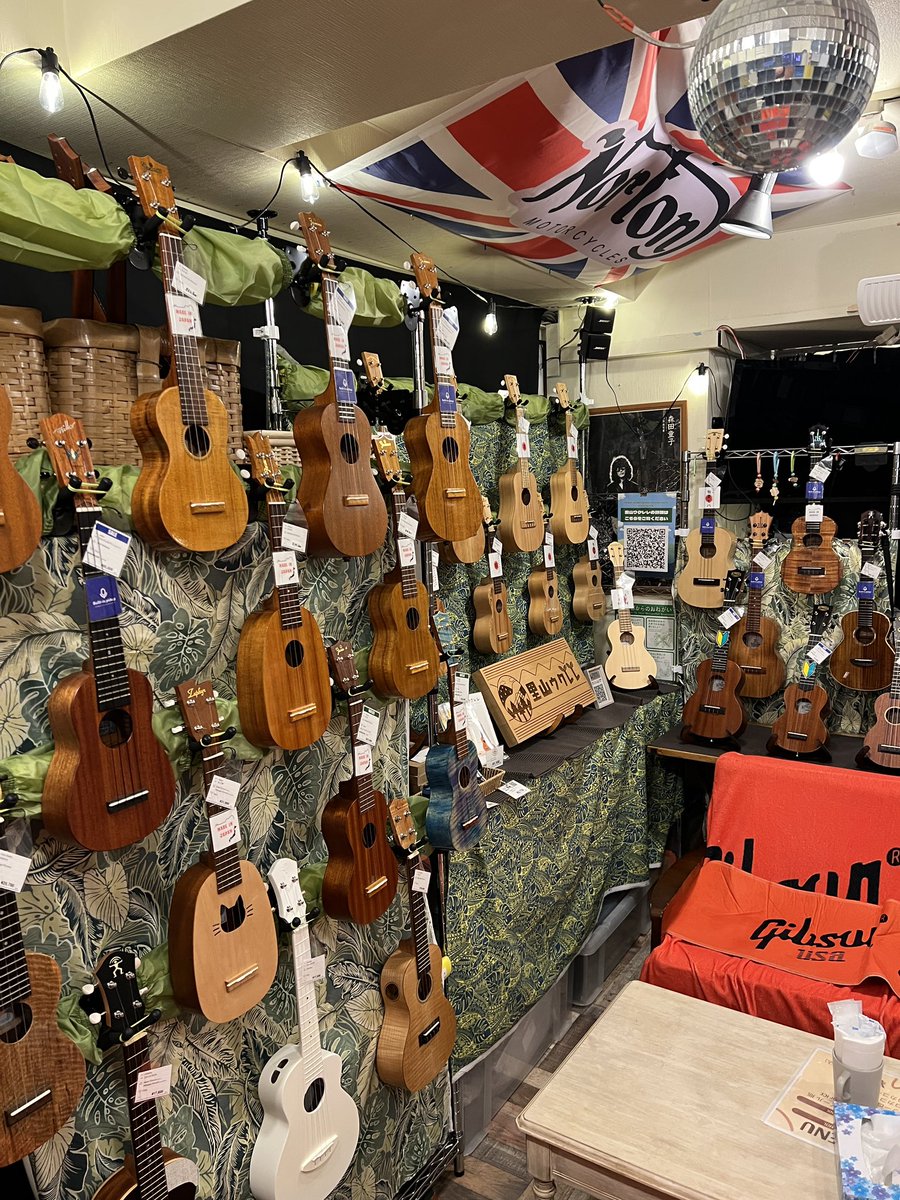 西荻窪J45でのイコレレ・ポップアップショップ😁
10月開催の最終日です🎵
皆様のお越しをお待ちしております☆