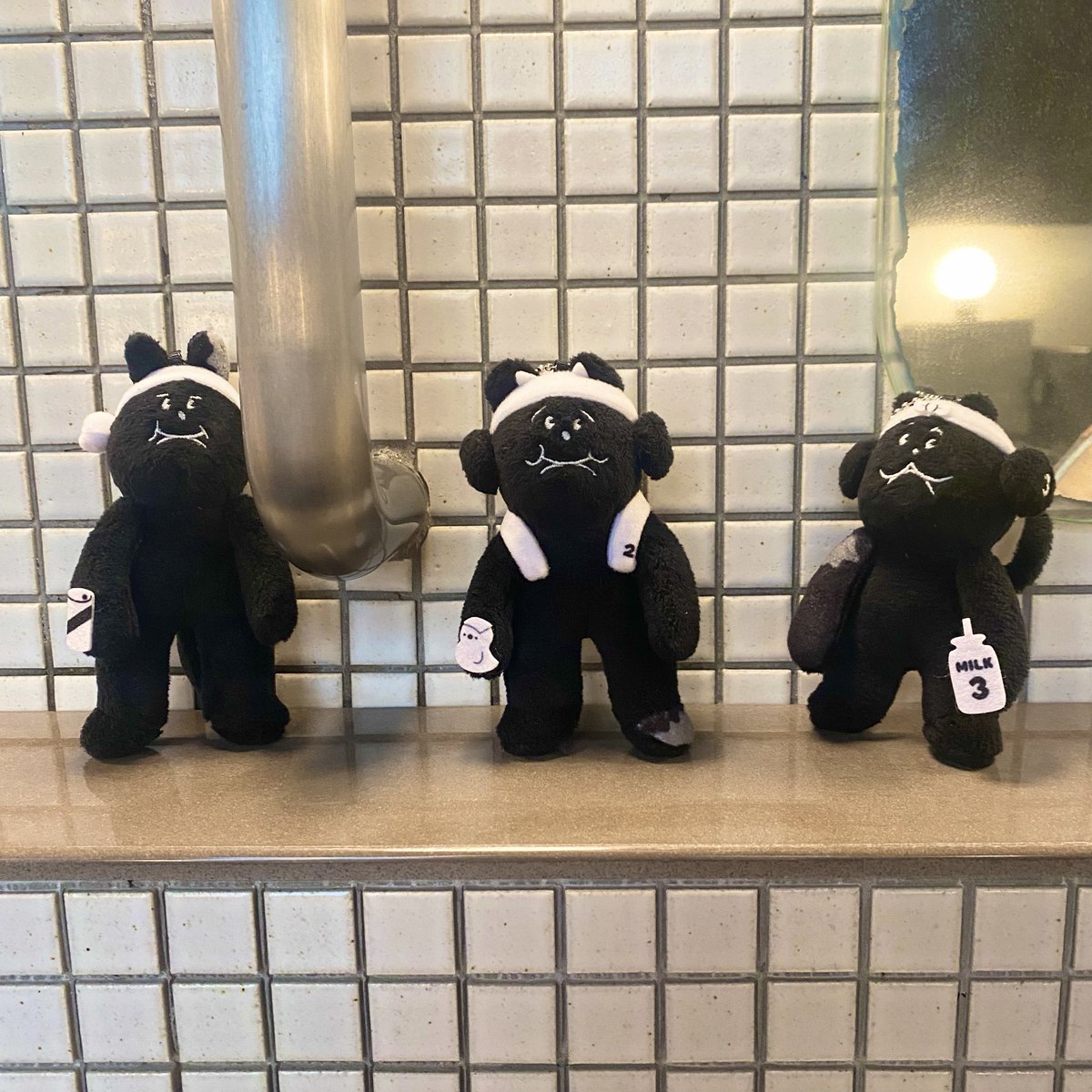 #ウルスト だけでゲットできる！
お風呂姿の低音ぬいぐるみ❤️💙🧡

🎧ご購入はこちらから⬇️
utz-store.com/products/teion…

#低音火傷 #ULSTORE 
#銭湯 #サウナ #サ活 #低音1号 #低音2号 #低音3号 #低音Youtuber
#グッズ #アニメ #マンガ #ゲーム #推し活 #オタ活 #ぬい活