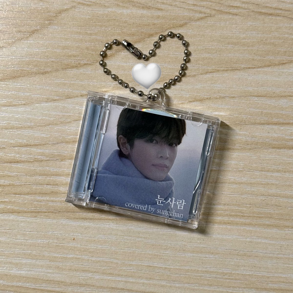 SCbambiya's tweet image. 진짜 너무X913 갖고 싶었던 눈사람 스미니를 받게 되다니 행보케요☃️🧡 같이 보내주신 선물들도 너무 많고 귀엽고 예뻐서 지금 감동의 눈물 흘리는 중૮꒰˶• ·̭ •̥˶ ꒱ა @Aether010913 성찬이가 가득한 공간도 만들어주시고 이벤트도 열어주셔서 감사합니다🧡