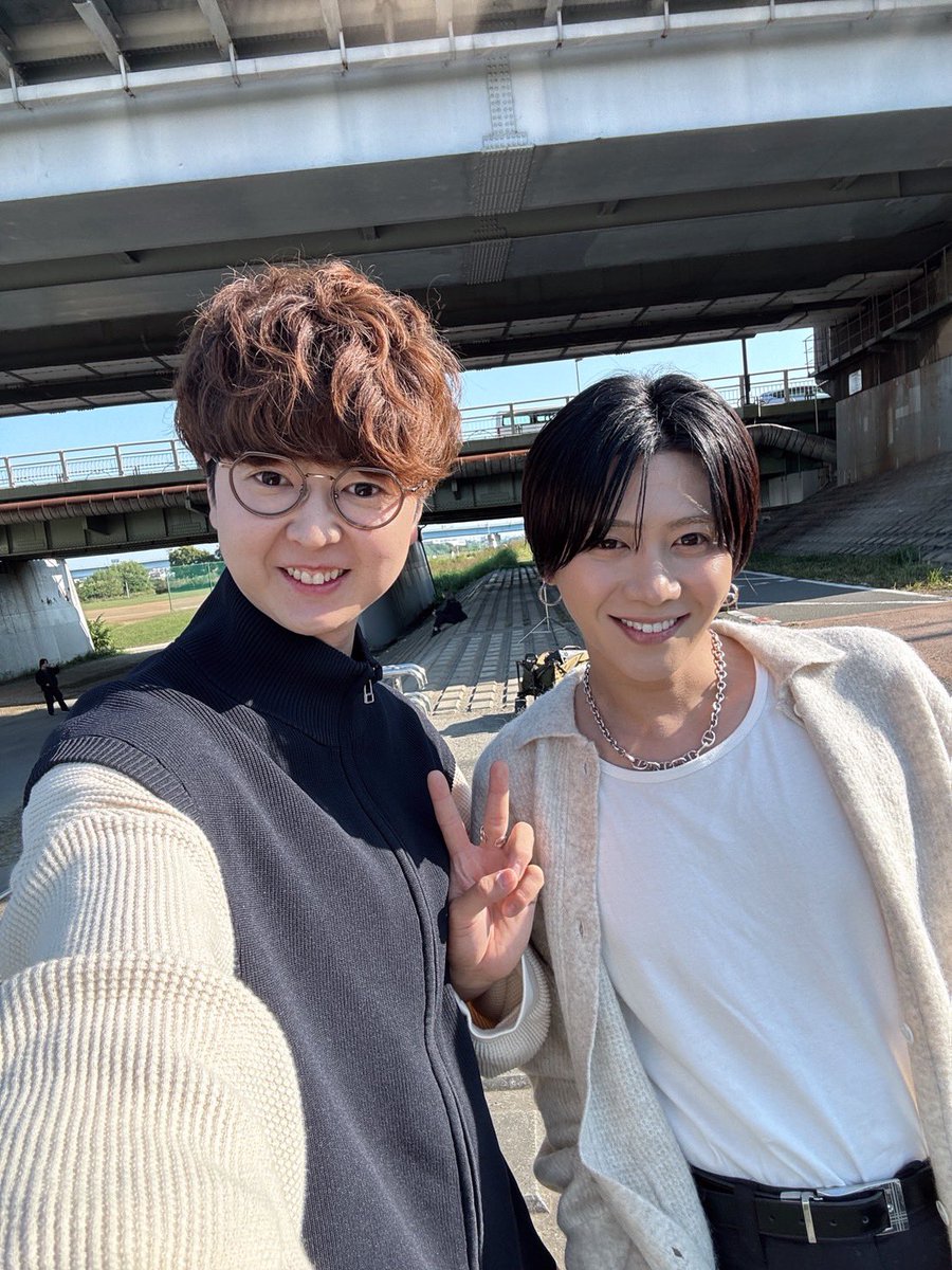 supabol's tweet photo. 本日24時！
『hometown』リリースです✨
そして撮ってきましたーお楽しみに📹 https://t.co/3o34C9snD2