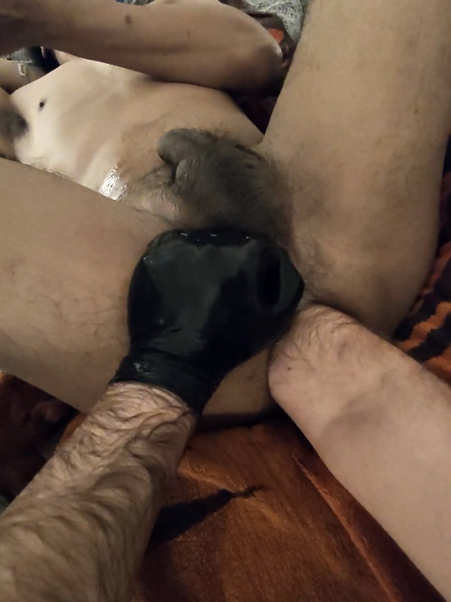 Ganymedefr's tweet photo. π₯΅ First time one of my FFriends with huge hands managed to get both hands in my ass, those huge fists of his stretching me wide open.
πΉ soon on https://t.co/7zNiiyjgE0
#DeepFisting #FistFucking #ElbowDeep #FFun #DoubleFisting #FFDouble #FistingPlay #FistingFun #gayfisting https://t.co/8URDhm5Fa4