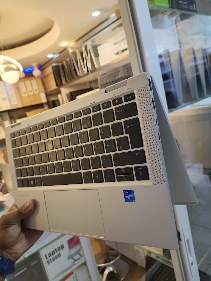 ComputersAlcon's tweet photo. ✨ HP EliteBook 1030 G8 x360 – Sleek, Smart &amp; Super Powerful 💼💻

✅ Intel Core i7 – 11th Gen 
✅ 16GB RAM | 512GB SSD 
✅ 13.3” FHD Touchscreen

     Going for Ksh. 56,000

📞 Call / WhatsApp: 0714 602 890
#HP #EliteBook #1030G8 #x360 #ConvertibleLaptop #Tanzania https://t.co/J2uMY9ZAl4