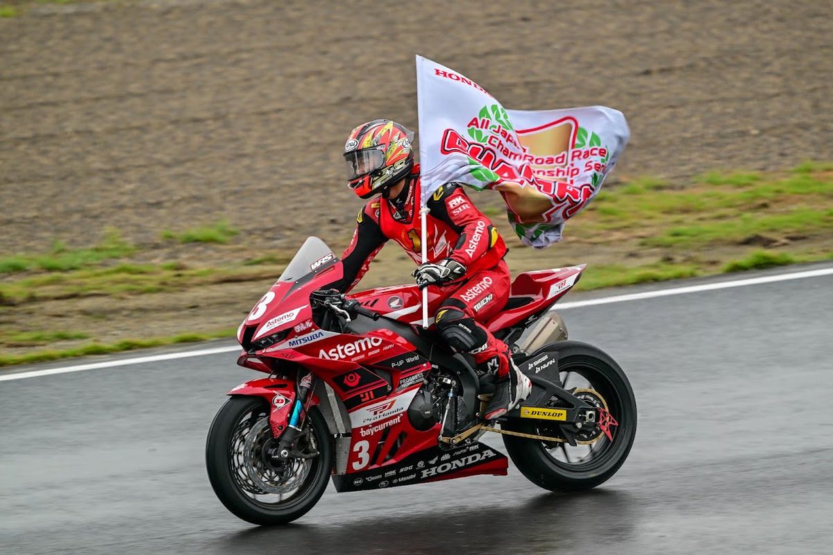 楠瀬るり🐶🐩 on X