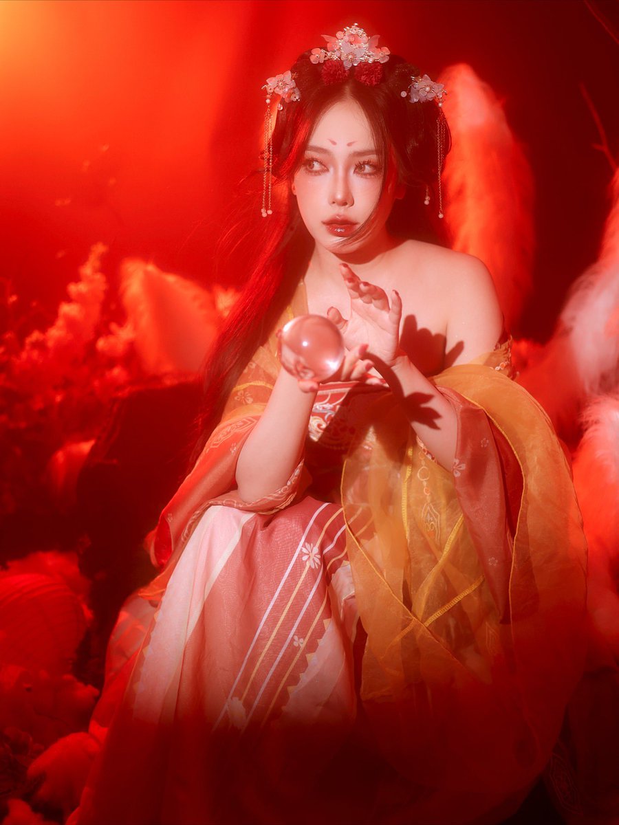 Preaw_family tweet media