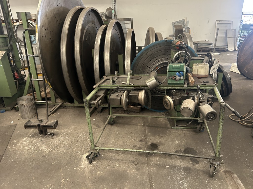 mach4metal's tweet image. Spinning machine LEIFELD PLB 1200
Max. blank / workpiece  over bed:2400
Centre height over bed 1200mm
DBC 2350mm
Length of the gap 400mm
Maximum sheet thickness 6mm
Stroke X-Axis 1200mm
Stroke Y-Axis 300mm
Speedrange 6 - 675Rpm
Power 40kW
Stroke pinole quill 1200mm
#Leifeld