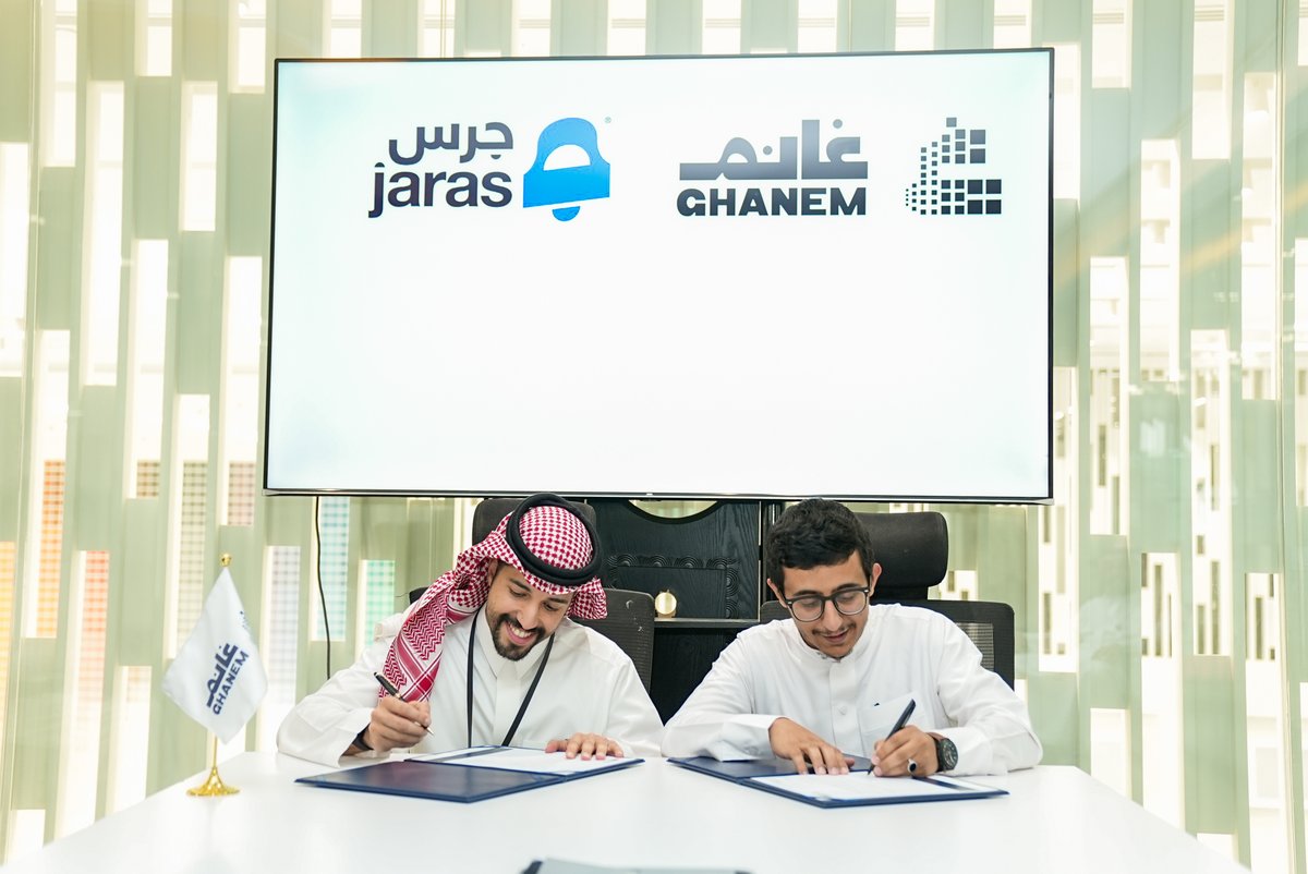 getjaras's tweet photo. يسعدنا أن نعلن عن شراكتنا مع منصة غانم @GhanemApp 

تهدف هذه الشراكة إلى تمكين المستثمرين والمطورين العقاريين من الوصول إلى حلول متكاملة تجمع بين الاستثمار الجزئي في العقار من خلال منصة غانم، وإدارة الفنادق والشقق الفندقية عبر جرس، لتحقيق عوائد مستدامة وتجربة ض��افة مميزة. https://t.co/PQZiKwKmsY