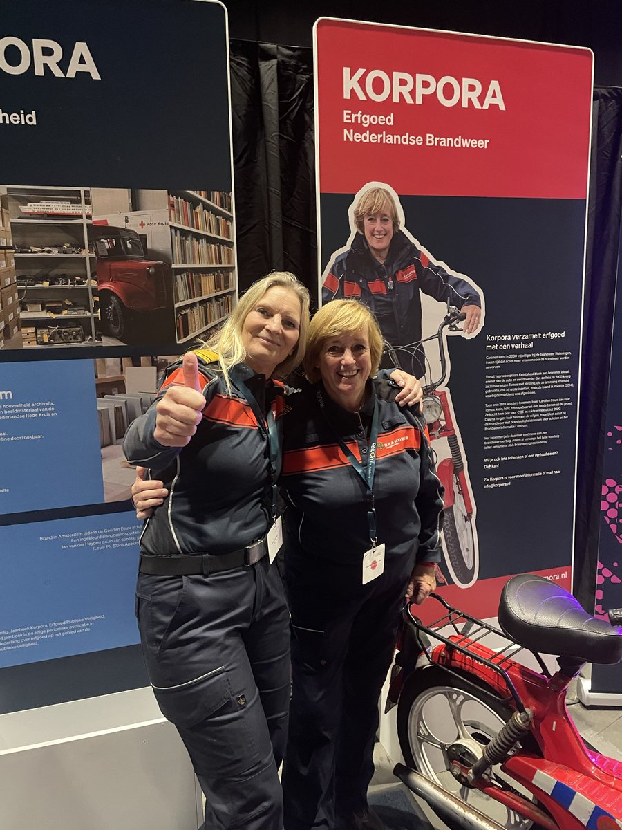 Caroolienvm's tweet image. Vandaag 2e dag brandweerevent 2025 in Maastricht met ook #netwerkbrandweervrouwen. Weer veel mensen gezien. Samen een doel. Brandveilig en samenwerken.