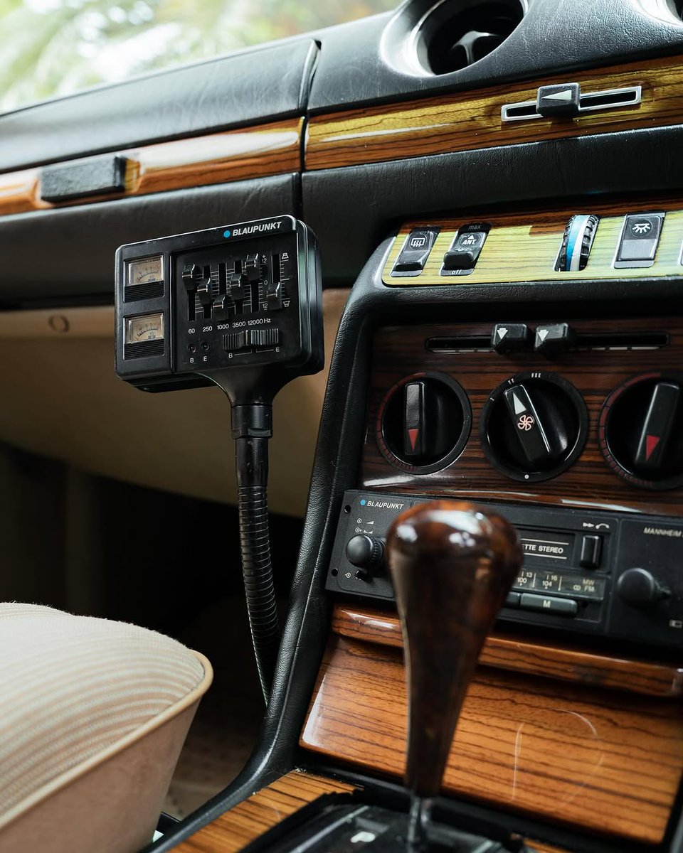 MercedesBenzInd's tweet photo. Belonging to tropical evenings, patient and eternal.

📷 Garasi 266 for #MBfanphoto 

#W123 #MBclassic #ThrowbackThursday #MercedesBenzIndia

Disclaimer: Accessories, colors and fitments shown may not be part of standard specification. Please read the brochure. https://t.co/tgVheP8vWE