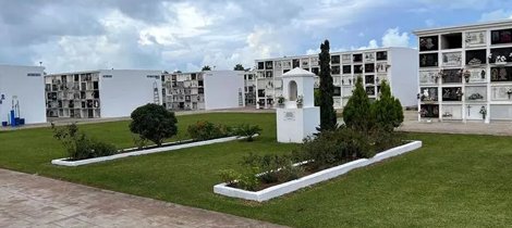 Horarios en los cementerios parroquiales por Todos los Santos y los Fieles Difuntos

obispadocadizyceuta.es/2025/10/30/802…