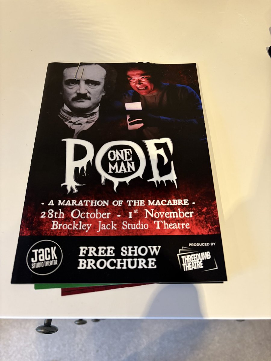 GaskellSteve's tweet photo. Excellent performance last night of #onemanpoe @BrocJackTheatre Stephen Smith  gave a masterclass combining great storytelling with physical theatre that keeps the audience entranced.  Bravo 👏 and still time to see the show if you’re able. #edgarallenpoe https://t.co/UhWnWQMG4u