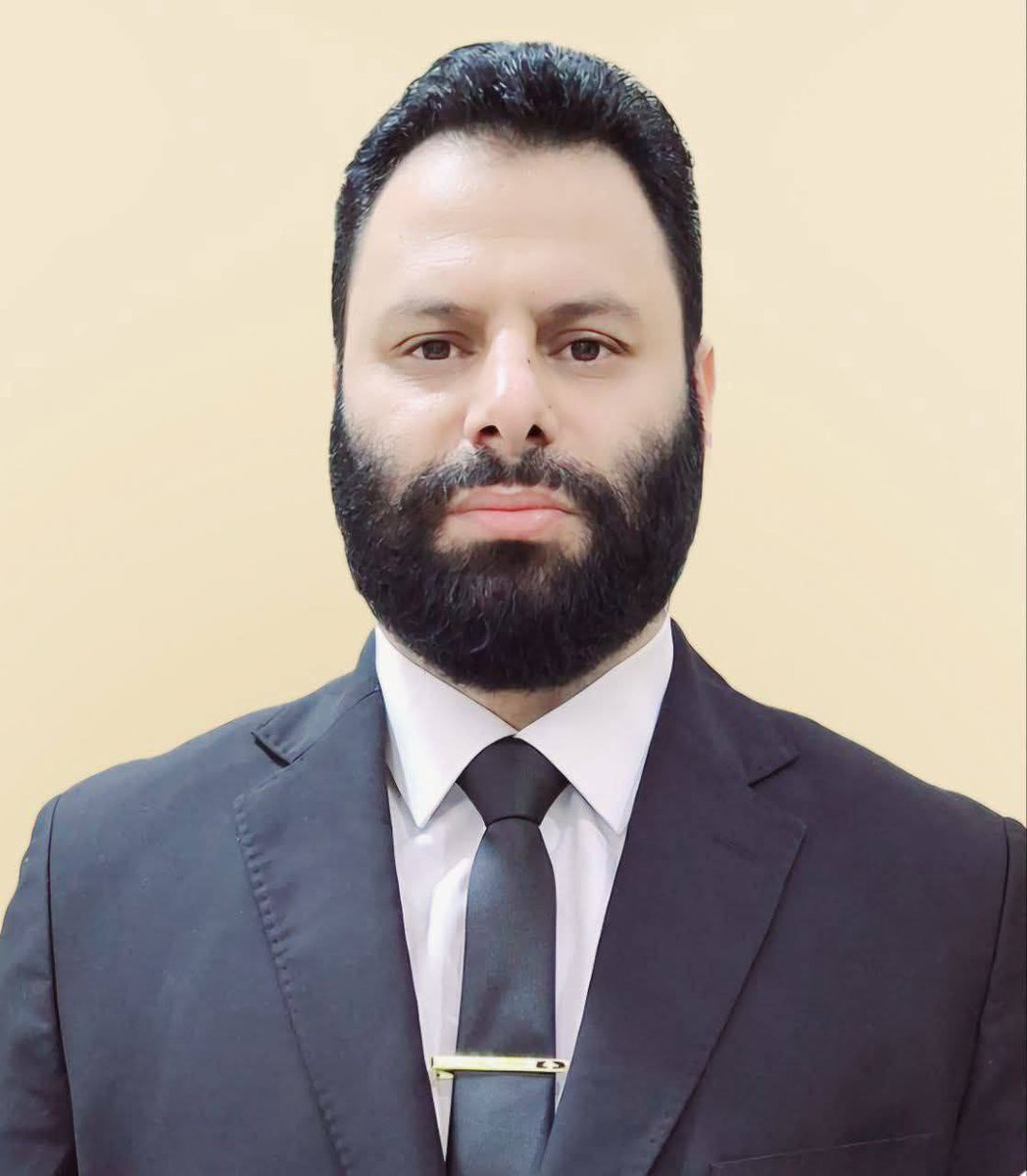 Hükümetimizden çok önemli bir karar.

Suriye genel İstihbarat servisi başkanı yardımcılığına Tuğgeneral Şaher Omran (Ebu el-Baraa) atandı.

OMRAN, İsrail sınırı hattında Kunaytra şehri doğumludur. Paylaşılan bilgilere göre CV'si çok güçlü bir isim. Bu atama, devletimizin Suriye