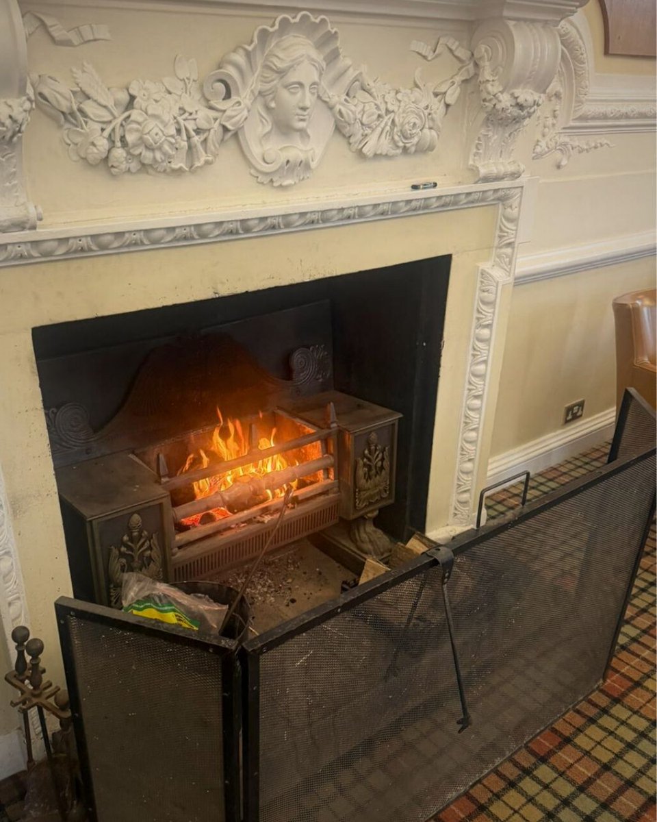Moorparkgolf's tweet photo. As the temperature drops, cosy up by the fire with a hot drink and one of our freshly baked homemade biscuits ☕

Whether you’ve just finished your round or come off the tennis courts, it’s the perfect way to unwind. We’ve added homemade gluten-free biscuits to the mix too! https://t.co/XvzFRlwCXp