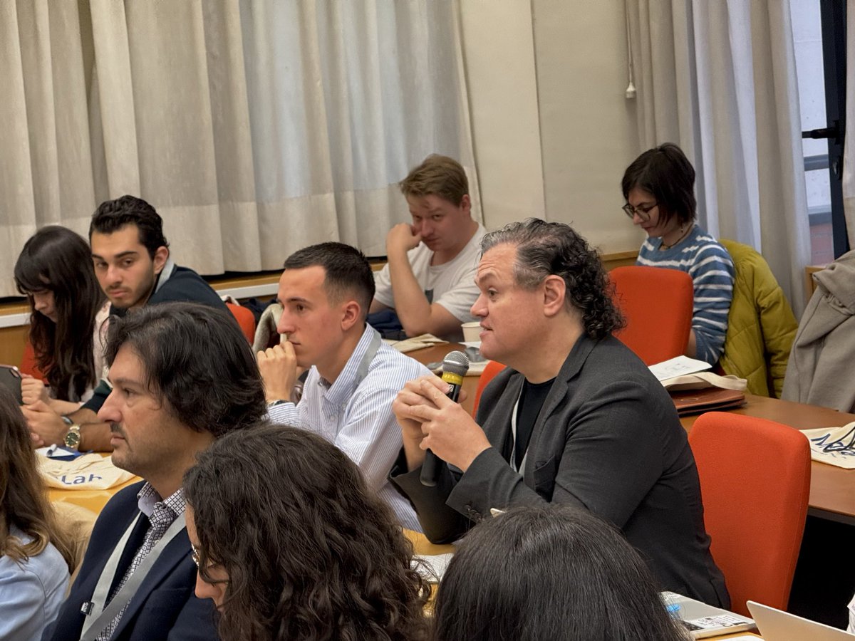 🧬 Powerful discussion on pseudoscience, conspiracy theories and media literacy in health communication.
Moderated by Daniel Catalán (<a href="/danielcatalan15/">Daniel Catalán</a>), with An Nguyen &amp; Rut Gómez Sobrino.
#EUDisinfo_Congress 🇪🇺