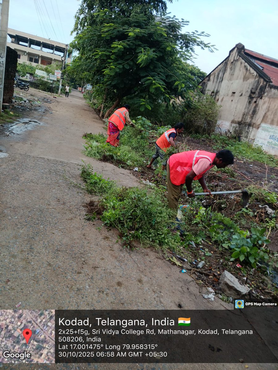 Sanitation activity 
<a href="/tksreedevi/">TK Sreedevi</a>
<a href="/cdmatelangana/">C&DMA</a>
<a href="/CollectorSRPT/">Collector Suryapet District</a>
<a href="/SwachhBharatGov/">Swachh Bharat Urban</a>
<a href="/SBMU_Telangana/">SBM (U) TELANGANA</a>
<a href="/tgmepma/">TMEPMA</a>
<a href="/uttampadmavathi/">Padmavathi Reddy</a>
