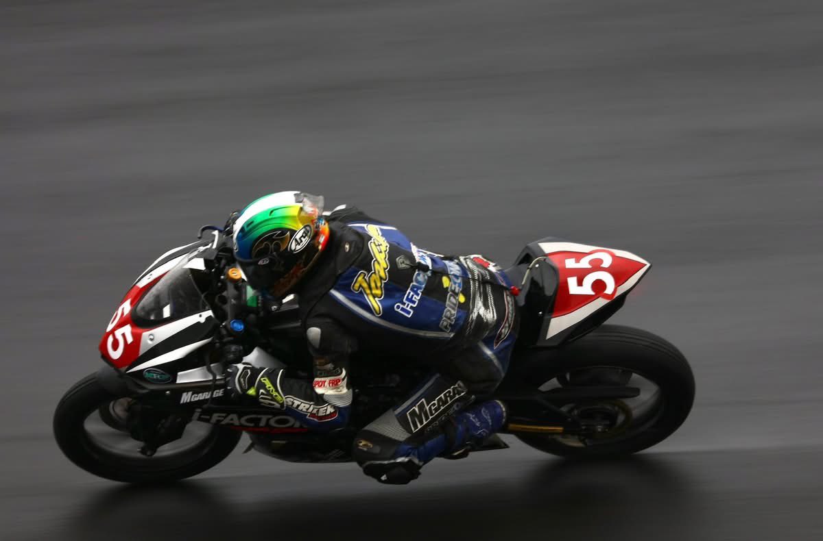 pride1jp's tweet photo. ◇PRIDE1ライダー
JP250 # 55iFactory&amp;M Garage 中沢寿寛選手❗️
MFJ GP Photo👌
予選：14番グリッド
決勝：17位
Photo by Mr.Cawano
#中沢寿寛 #pride1jp #prr175ta #鈴鹿サーキット #jp250 #ifactory #mgarage https://t.co/AbKfniMBQW