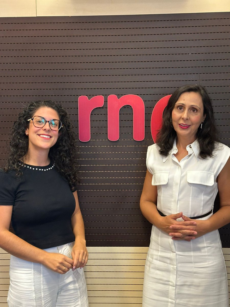 JuliaNoriega13's tweet photo. ⛔🧚En el franquismo lo que más se censuraba eran ¡los cuentos de hadas!

Lo dice un estudio de @infouex
🎙️@AnaVazquezCi

🍲¿Comida rápida y saludable? 

👩‍🍳 #GuadalupeCordero, dietista, da ideas para cocinar sano en un plis plas

🍿"En la corriente" 

📻 @MediodiaRNE @RTVE_Ext https://t.co/v7RUP9pCvS