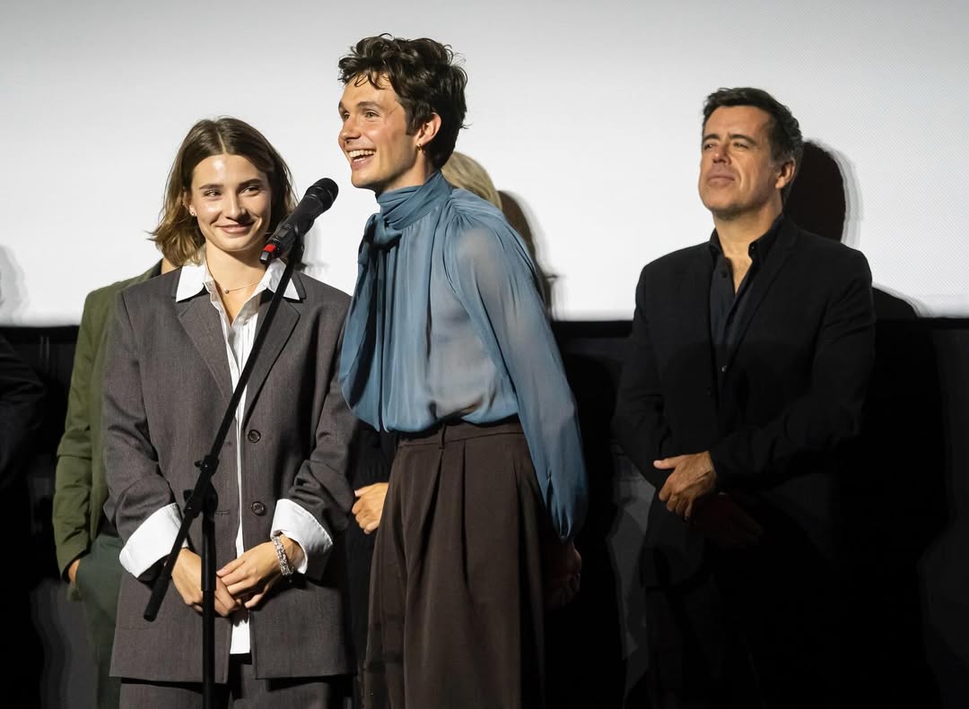 Clickche1's tweet image. Es un gusto para nosotros contar con grandes talentos como Diego Garisa, esta vez en el estreno de ¨Subsuelo¨ junto con Seminci, festival de cine.

La película estará disponible en todas las salas a partir del 7 de noviembre.

¿Os la vais a perder? ... 📷​📷​
#estrenosubsuelo