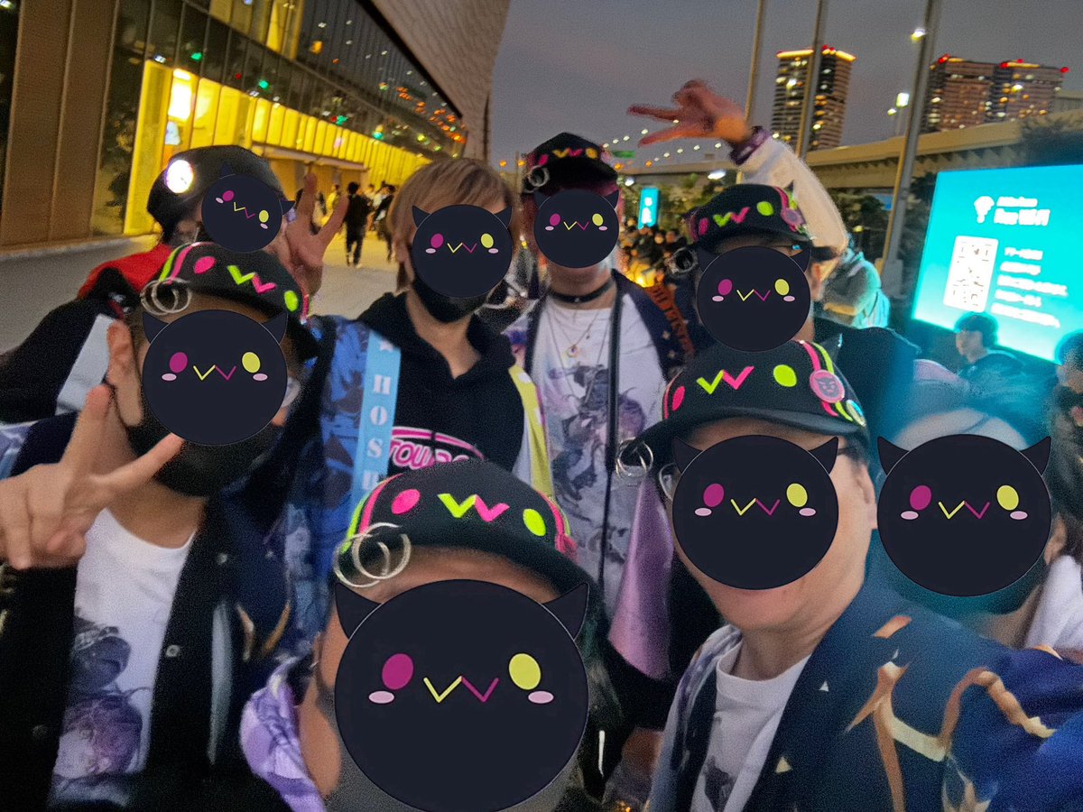 danwhite723's tweet photo. オフ会楽しかった!
現場でトワ様の歌声を聴けたこと、それがもう私の人生で一番幸せな瞬間です!
永遠大好きの香港眷属最高!
乾杯!みんなお疲れ様でした!
#常闇トワ2nd #SHINier #常闇眷属 https://t.co/g1o2y00VzZ