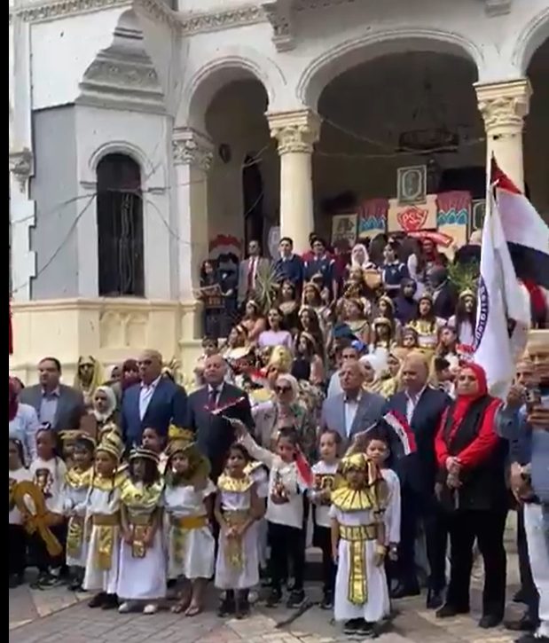 رسالة لاطفال مصر.
لازم تحبوا الفرعون وتفتخرو بيه
الفرعون ده الى قال انا ربكم الاعلى 
#المتحف_المصري_الكبير