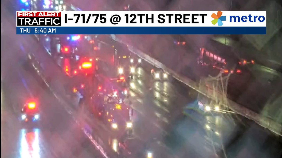 3 lanes blocked &amp; right shoulder 71/75SB after the Brent Spence Bridge due to a multi-vehicle accident. Updates LIVE on-air NOW <a href="/FOX19/">FOX19 NOW</a> #FirstAlertTrafficDay