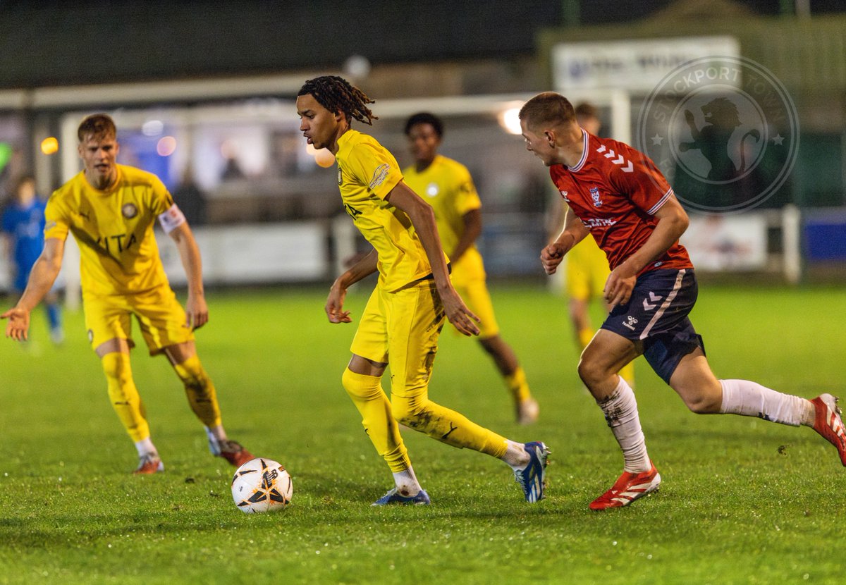 StockportTownFC's tweet image. Super proud of our young Lions as they Exit the FA Youth Cup last night away @YCFCAcademy #thefutureisbright