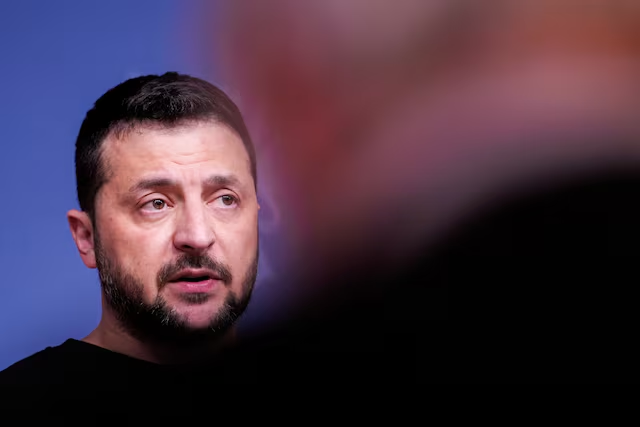 BringNewsIntnl's tweet photo. In global news: Ukraine’s Volodymyr Zelenskiy says Russia launched over 700 drones and missiles overnight, targeting energy facilities and civilians. 
Source: Reuters
#UkraineWar #Russia #Conflict https://t.co/80O9mJMLgN