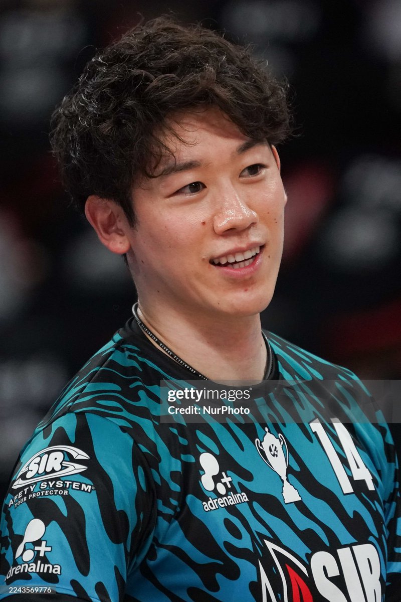 yuranamore's tweet photo. YUKI'S SMILE IN THIS JERSEY 🥺😭💖 https://t.co/NfFdiIB3ID