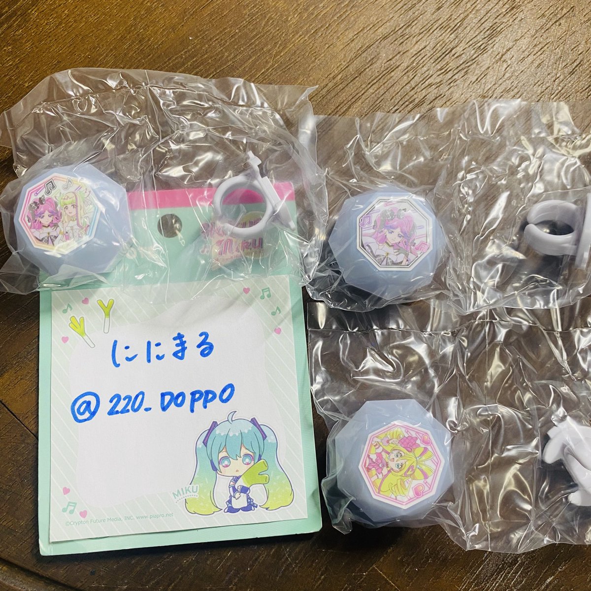 ににまる tweet media