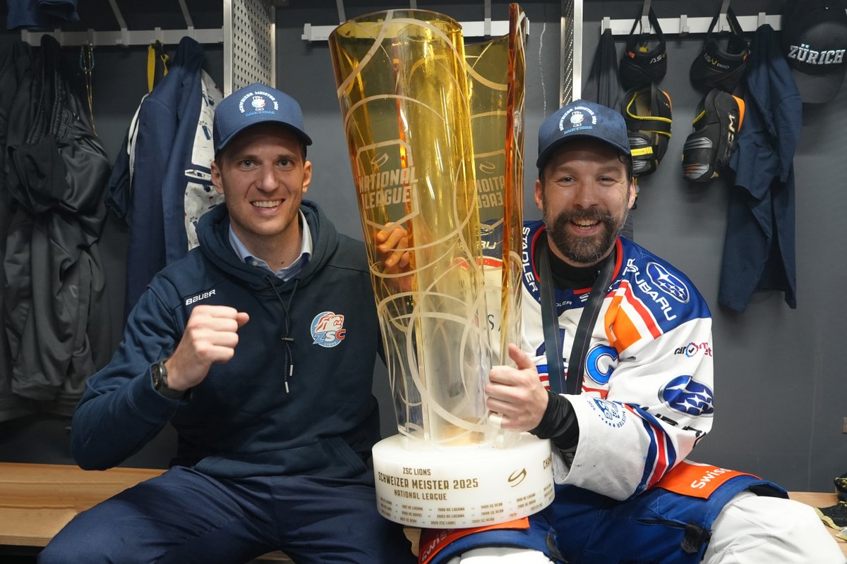 Walter Frey übergibt Präsidium der ZSC Lions an seinen Sohn Lorenz – und wird Ehrenpräsident 🙏

Nach fast drei Jahrzehnten als Präsident der ZSC Lions zieht sich Walter Frey von der Spitze des Verwaltungsrats zurück. Der 82-jährige Architekt der zürcherischen
