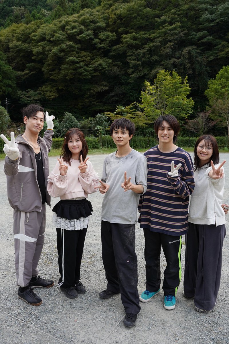 jigodeki_ktv's tweet photo. 第3話10月30日(木)深夜放送！
『#地獄は善意で出来ている』

⋱🕯️ 第3話は本日深夜放送🩸⋰

放送開始まであと少し！
FODのマイリストと
TVerお気に入り登録はお済みですか？🩶

第1・2話はTVerで配信中！
両方観ても3話の放送に間に合います🫶
▶https://t.co/b5XEInyqYF

リアルタイムでも
配信でもぜひお楽しみください📺  -

#草川拓弥 #高野洸
#渡邉美穂 #吉田健悟
#井頭愛海
#じごでき
カンテレ深夜0:15〜
フジテレビ深夜0:45〜
FODにて１週間の先行配信