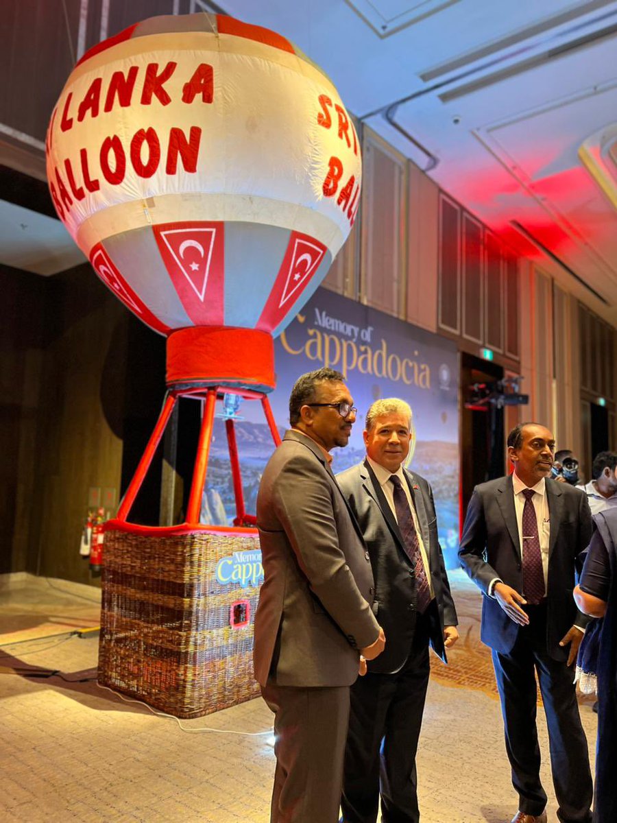 Ana sponsoru olduğumuz 29 Ekim Cumhuriyet Bayramı Resepsiyonu, T.C. Kolombo Büyükelçisi Sayın Semih Lütfü Turgut’un ev sahipliğinde Shangri-La Hotel Colombo balo salonunda gerçekleştirildi. 🇹🇷

Kapadokya temalı bu özel gecede, Türkiye’yi ve Kapadokya’yı tanıtma fırsatı bulmanın