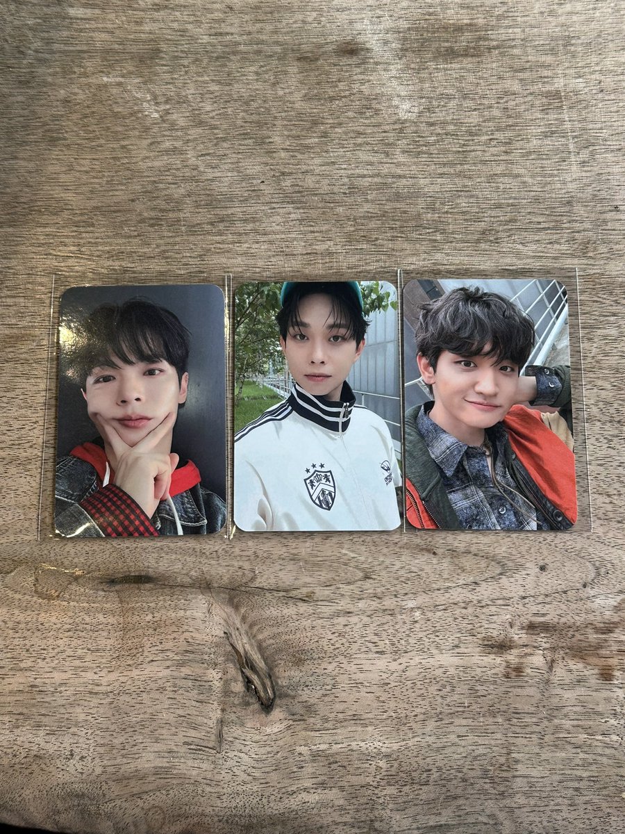 yeop_Ong's tweet image. 입장포카 너무 이뿌다,,🥺